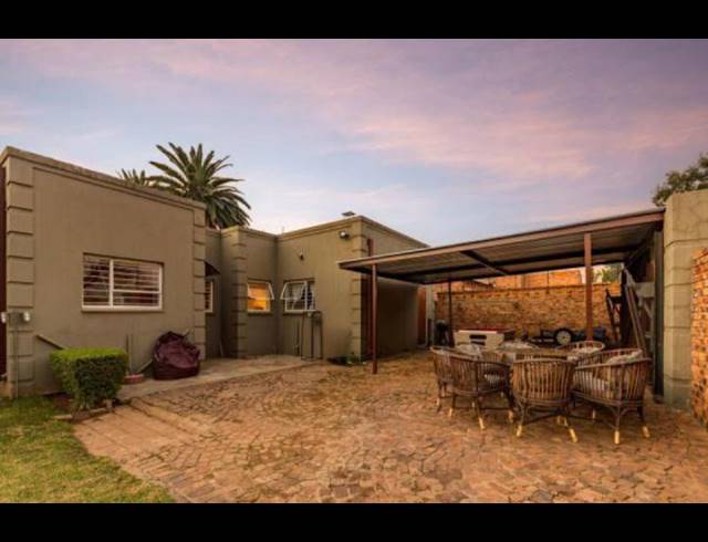 3 BEDROOM HOUSE FOR SALE IN SUNWARD PARK